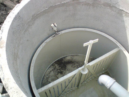 Биологическая очистка сточных вод производится в специальных железобетонных резервуарах