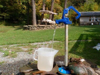 Чистая вода из абиссинской скважины