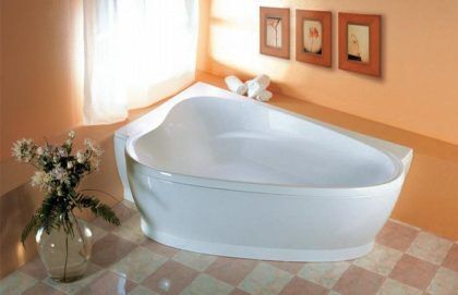 Акриловая ванна с недавних пор стала вполне доступной престижной составляеющей быта